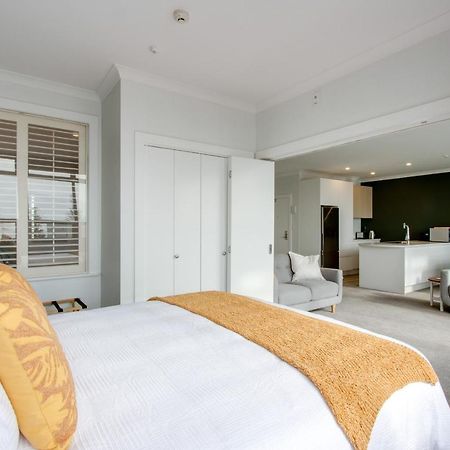 Coastal Crib - Napier Holiday Apartment エクステリア 写真